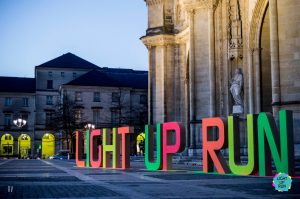 Light Up Run Orléans lettres en bois géantes grand format pour évènementiel