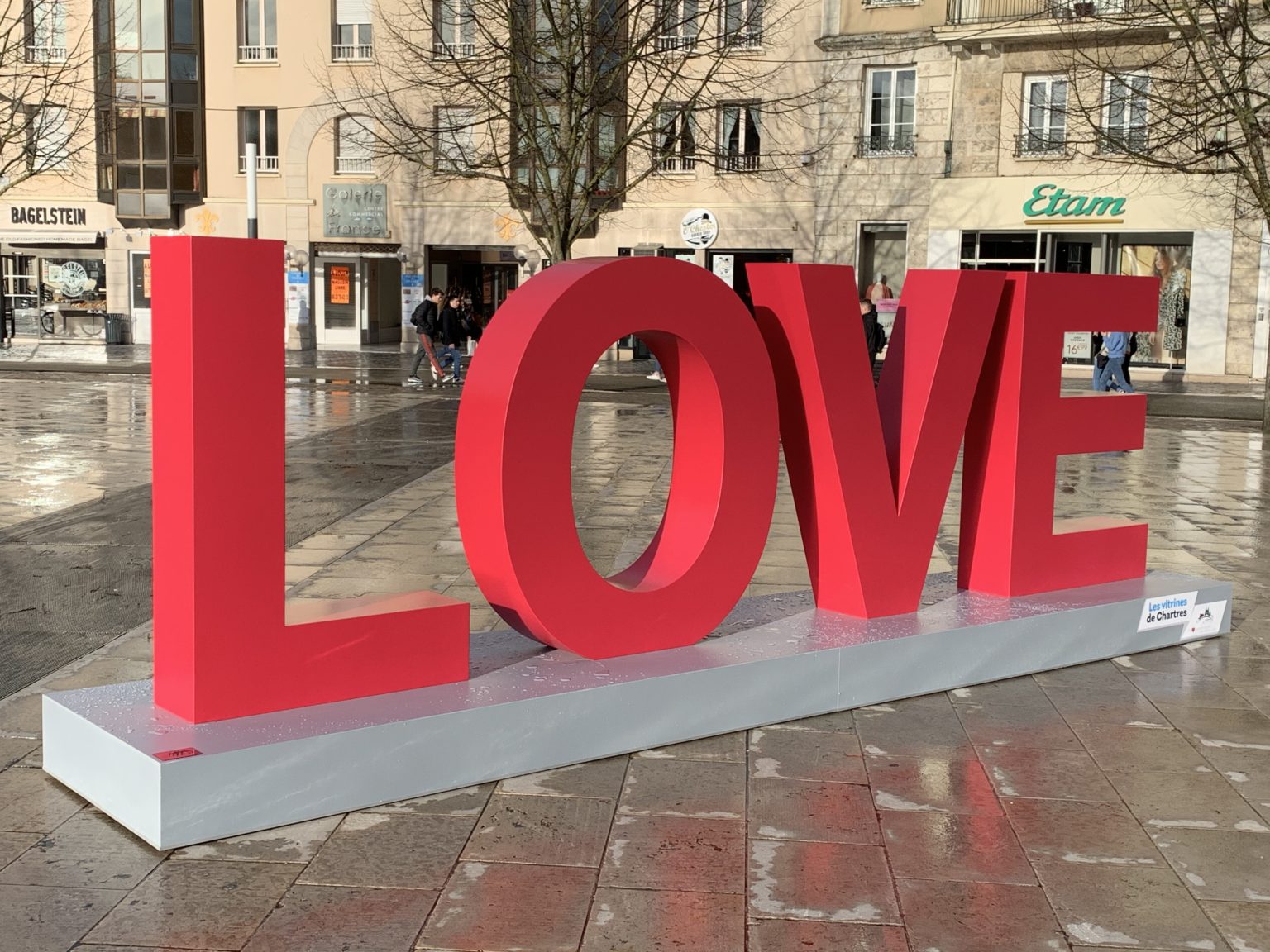 lettres géantes love