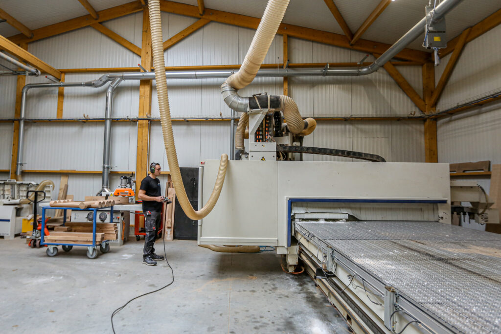 centre d'usinage SCM M600