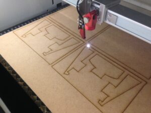 découpe laser bois MDF